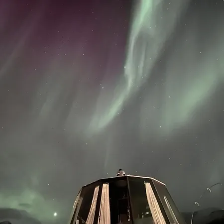 Luksusowy namiot Northern Lights Aurorahut Lyngenfjord, By Alpan *